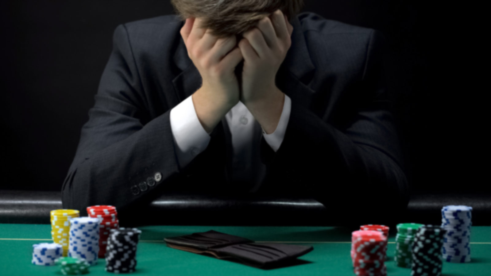 Cum se manifestă dependența de gambling - Principalele semnale de alarmă